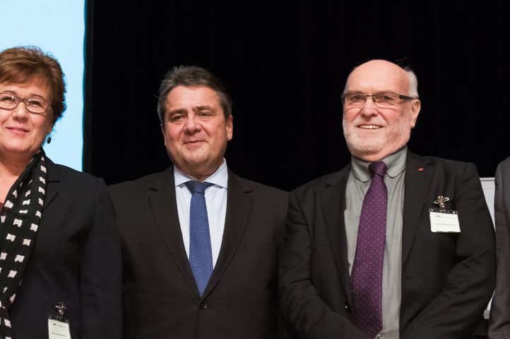 Verleihung Marie-Juchacz-Plakette an Petra Grimm-Benne und Friedhelm Merkentrup 